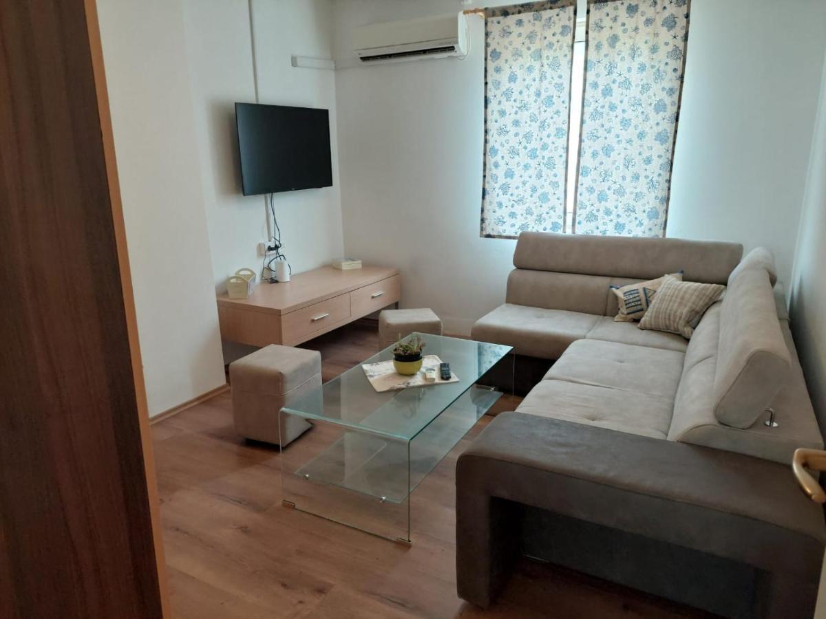 Apartment Galeb Lukovo Sugarje Bagian luar foto