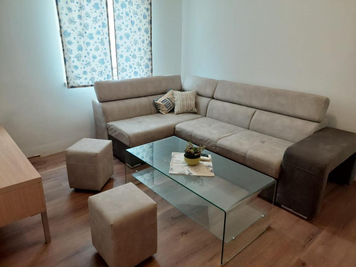 Apartment Galeb Lukovo Sugarje Bagian luar foto